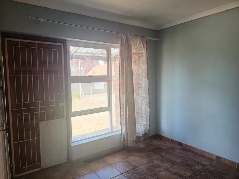 2 Bedroom Property for Sale in Albertinia Western Cape